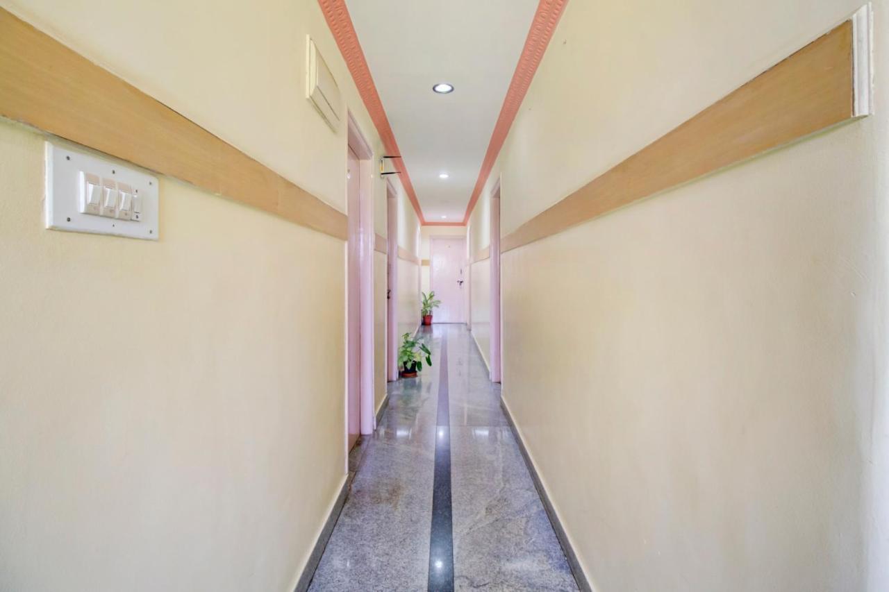 Oyo 75854 Hotel Harsha Residency Bangalore Bagian luar foto