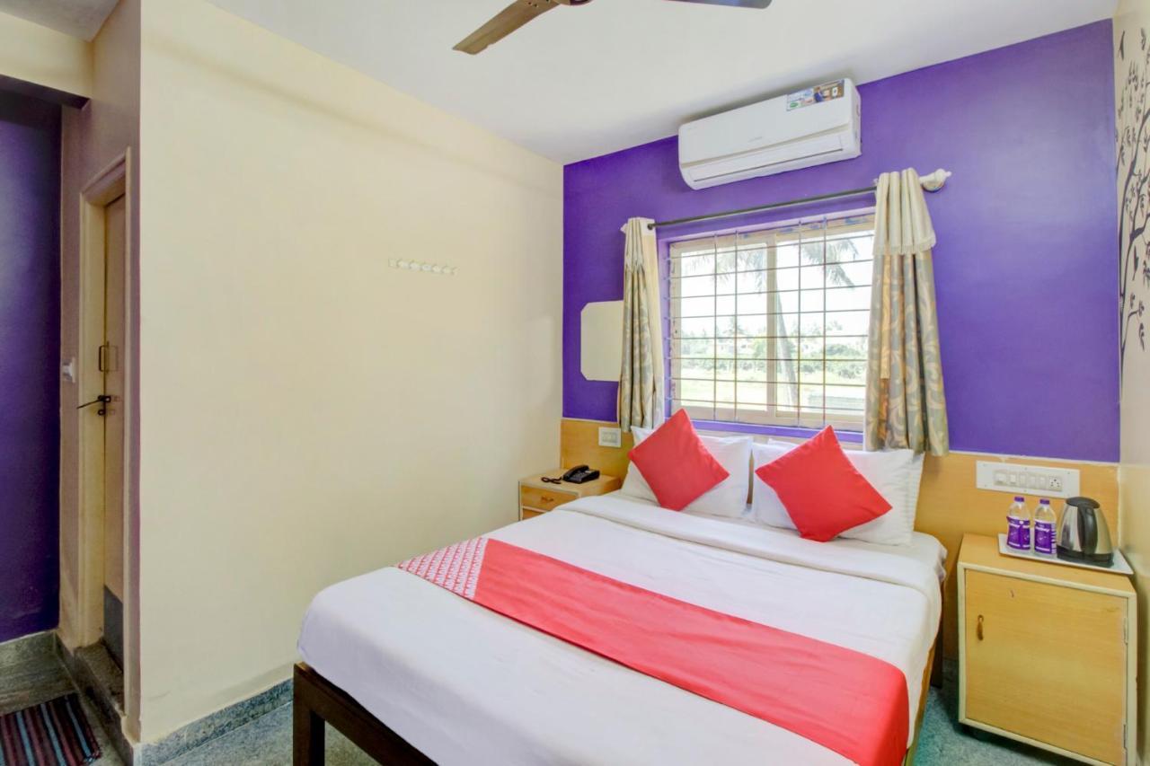 Oyo 75854 Hotel Harsha Residency Bangalore Bagian luar foto